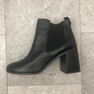 LIKE NEW BP black leather heeled booties